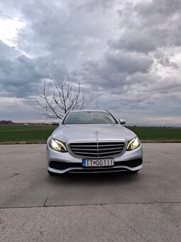 Mercedes E220D W213 limosine - 3