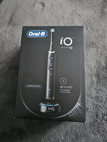 Oral-B el. Kefka Series iO 10 Series Black

 - 3