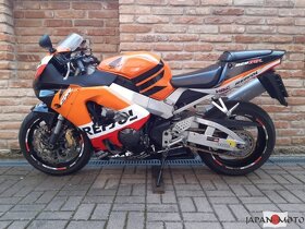 Motocykel Honda CBR 900 RR - 3