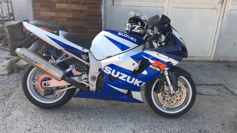 Suzuki gsxr750 - 3