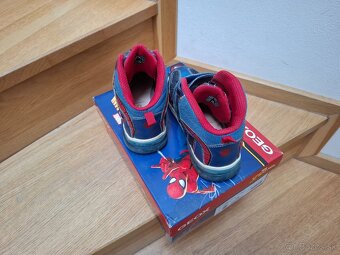 Prechodne topanky Geox, blikajuce Spiderman, vel 37 - 3