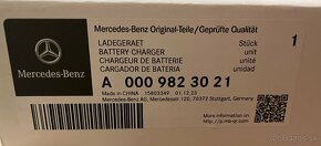 Originálna nabíjačka batérií Mercedes Benz 12V5A A0009823021 - 3