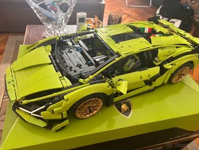 Lego technic lamborghini sian - 3