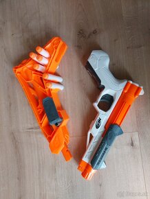 Nerf N-Strike SharpFire Blaster - 3