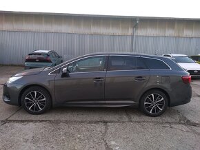 2018_TOYOTA AVENSIS combi 1.8 benzín_1.maj,nové v SR_73040km - 3