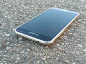 NEFUNKČNÝ Samsung Galaxy J3 2016 Duos na diely/opravu - 3