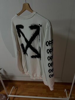 Off White - 3