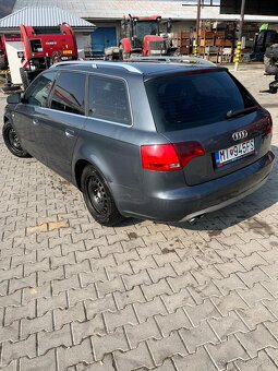 Audi A4B7 - 3