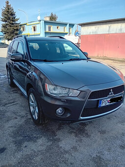 Predeam Mitsubishi outlander r.2011 2,2cm3  130kw  4WD - 3