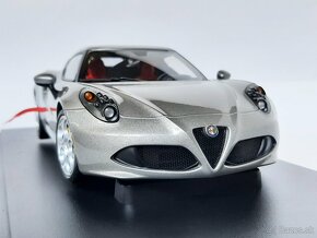 1:18 - Alfa Romeo 4C (2013) - AUTOart - 1:18 - 3