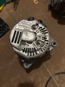 Predám Alternator Avensis t22 2.0 Vvti 110kw 27060-28060 - 3