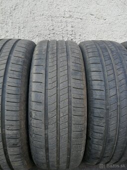 215/55 R18 - 3