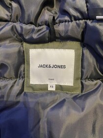 Predám chlapčenský zimný kabát značky Jack&Jones - 3