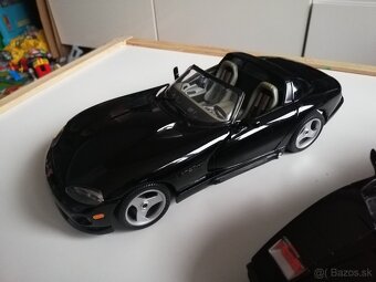 1:18 LAMBORGHINI COUNTACH, DODGE VIPER - 3