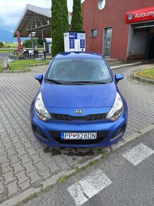 Kia Rio - 3