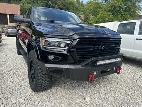 2019 DODGE NEW RAM 1500 5,7 V8 4x4 Kolesa 35” Podvozok +3” - 3