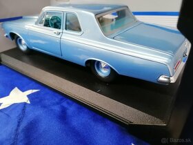 Automodel Dodge 330 1963 1:18 - 3