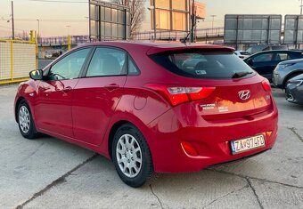 Hyundai i30 1.6i MPI DOHC CVVT Comfort A/T - 3