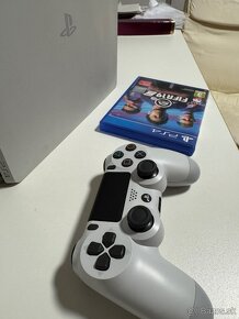 predam playstation 4 v bielom prevedeni - 3