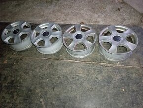 4x100 R15 seat - 3