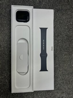 Apple Watch 8 - 3