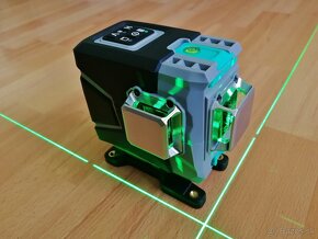 PROFI samonivelačný laser DEKO 3D 12L 360° zelený lúč - 3