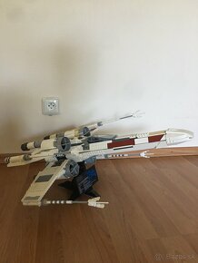 LEGO Star Wars 75355 UCS X-Wing - 3