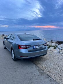 Predám Škoda Superb 2.0 TDI 4x4 DSG - 3