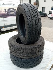 2+1 gratis 215/65R16C Zimné pneumatiky Barum - 3