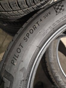 Letné Pneu Michelin PilotSport4SUV 285/45 R21 - 3