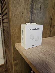 Galaxy buds FE - 3