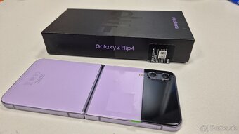 Samsung Galaxy Z Flip4 8/128 - 3