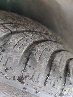 Predám 185/60 r14 - 3