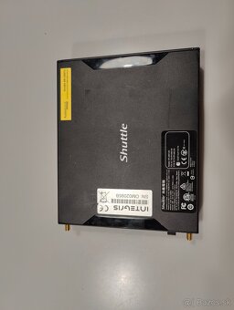 MiniPC Shuttle DS57U - 3