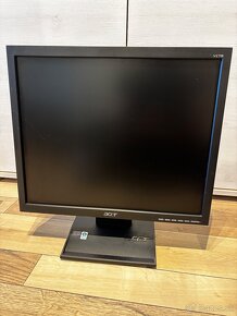 LCD MONITORY RÔZNE - 3