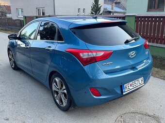 Hyundai i30 1.6gdi 166000km kúpené na SR PLNE POJAZDNÉ - 3