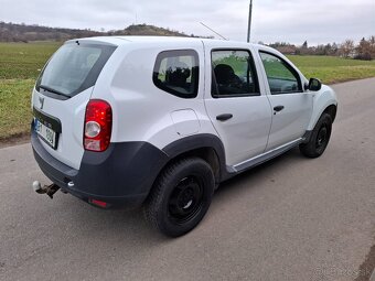 Dacia Duster 1.6i 77kw Model 2012 - 3