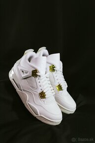 Air Jordan 4 Metallic Gold - 3