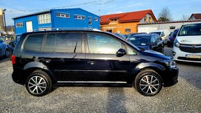 Volkswagen Touran 2.0 TDI Comfortline DSG - 3