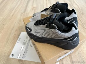 Adidas Yeezy 700 MNVN Metallic veľ. 36 2/3 - 3