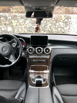 Mercedes GLC 220d 4MATIC A/T - 3