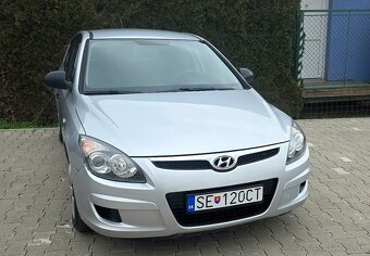 Hyundai i30 1.4 16V Comfort Najazdené: 97-tis. - 3