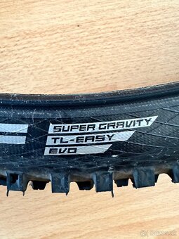 Schwalbe Hans Dampf SuperGravity 29x2,35 - 3