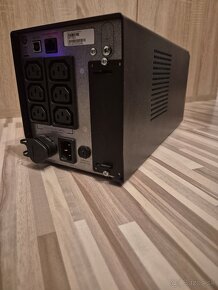 APC Smart-UPS 750 VA LCD 230 V so SmartConnect - 3