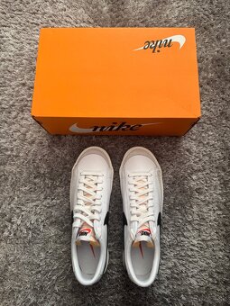 Nike Blazer Low - 3