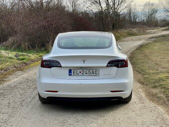 Tesla Model 3 Long Range - 3