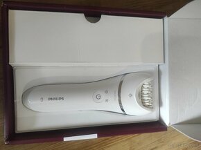 Epilátor pro mokré a suché holení PHILIPS series  8000 BRE70 - 3