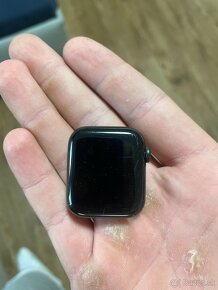 Apple Watch SE 40mm na predaj - 3