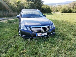 Mercedes Benz E200 - 3