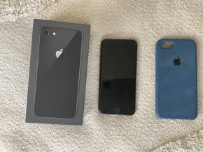 iPhone 8 64GB Space Gray - 3